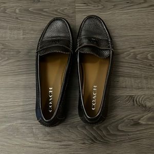 NWOT Coach Metallic Loafer